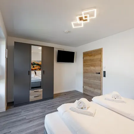 Διαμέρισμα #2 Jsliving Business - Barrierefrei Terrasse Kueche Smarttv Kostenloser Parkplatz