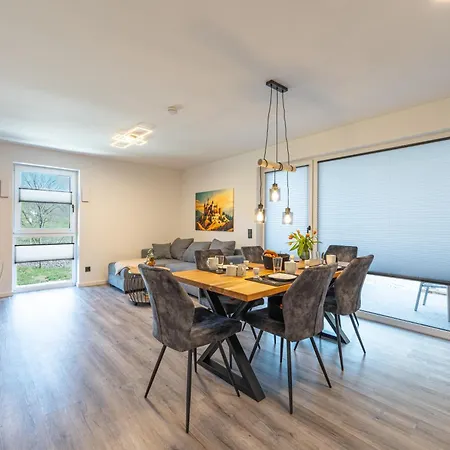 #2 Jsliving Business - Barrierefrei Terrasse Kueche Smarttv Kostenloser Parkplatz Διαμέρισμα *