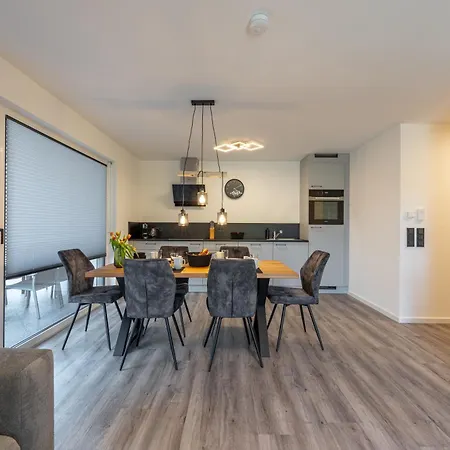 Διαμέρισμα #2 Jsliving Business - Barrierefrei Terrasse Kueche Smarttv Kostenloser Parkplatz *